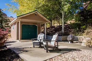 538 W Raspberry Patch Rd, Garden City, UT 84028 - Photo 57