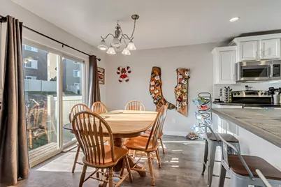 5203 W Courtly Ln S, Herriman, UT 84096 - Photo 9