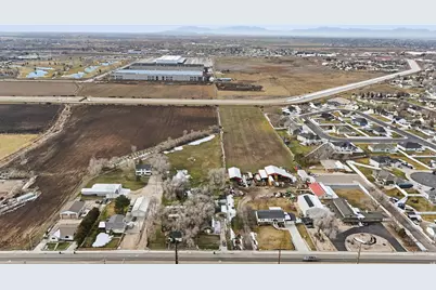 905 N 1200 W, Marriott-Slaterville City, UT 84404 - Photo 25