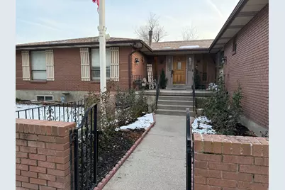 2096 E Linden Cir, Holladay, UT 84121 - Photo 3