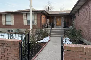 2096 E Linden Cir, Holladay, UT 84121 - Photo 3