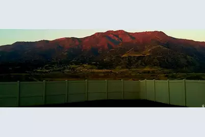 2204 E View Dr, South Weber, UT 84405 - Photo 57