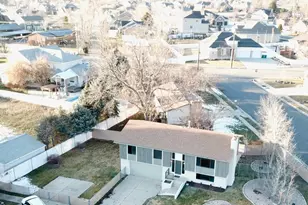 2203 E 1200 N, Layton, UT 84040 - Photo 29