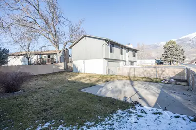 2203 E 1200 N, Layton, UT 84040 - Photo 35