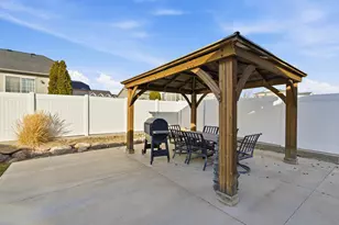 8014 S Barton Ridge Rd, West Jordan, UT 84081 - Photo 37