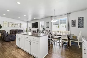 8014 S Barton Ridge Rd, West Jordan, UT 84081 - Photo 15