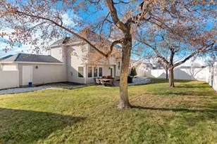 1123 E 2500 N, Layton, UT 84040 - Photo 21