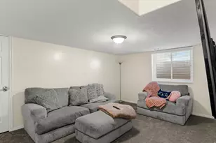 1123 E 2500 N, Layton, UT 84040 - Photo 11