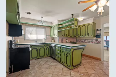 975 E 1050 N, Bountiful, UT 84010 - Photo 3