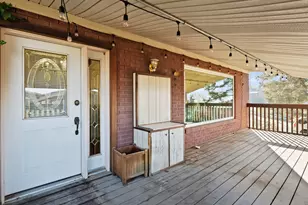 975 E 1050 N, Bountiful, UT 84010 - Photo 17