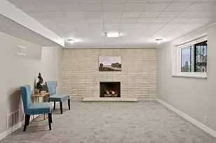 975 E 1050 N, Bountiful, UT 84010 - Photo 9