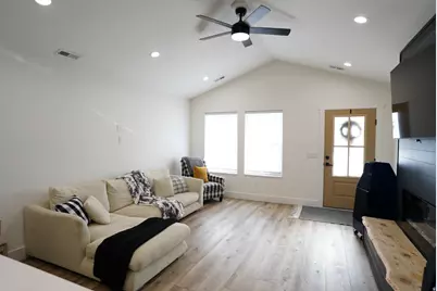 35 E 500 S, Mount Pleasant, UT 84647 - Photo 3