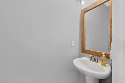 2292 S 2060 W, Woods Cross, UT 84087 - Photo 15