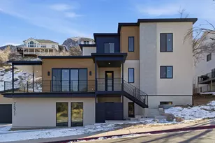 7571 S Prospector Dr E, Cottonwood Heights, UT 84121 - Photo 1