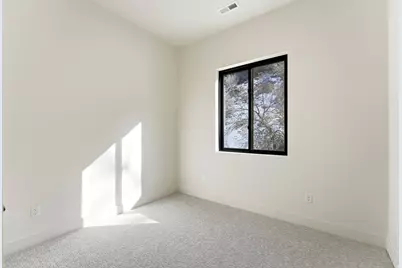 7571 S Prospector Dr E, Cottonwood Heights, UT 84121 - Photo 21