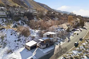 7571 S Prospector Dr E, Cottonwood Heights, UT 84121 - Photo 69