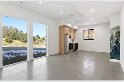 7571 S Prospector Dr E, Cottonwood Heights, UT 84121 - Photo 13