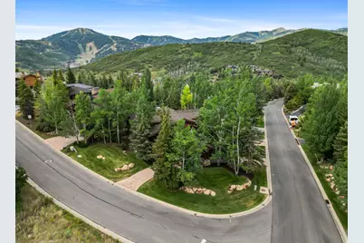 3460 Sun Ridge Dr, Deer Valley, UT 84060 - Photo 45