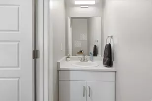 698 E 730 N, Hyrum, UT 84319 - Photo 23