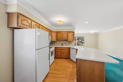 8081 S Beaumont Dr, Sandy, UT 84093 - Photo 5