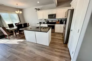 1021 E 1225 S, Clearfield, UT 84015 - Photo 7