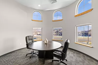 843 N 900 W #305, Orem, UT 84057 - Photo 23