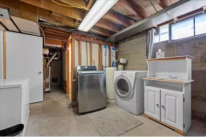 4851 S 2075 W, Roy, UT 84067 - Photo 27