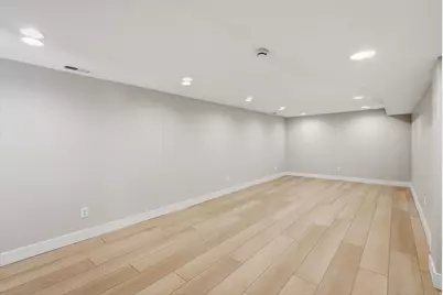 6121 S 520 E, Murray, UT 84107 - Photo 17