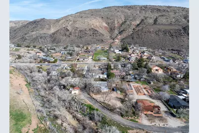 270 N Ash Creek Dr, Toquerville, UT 84774 - Photo 3