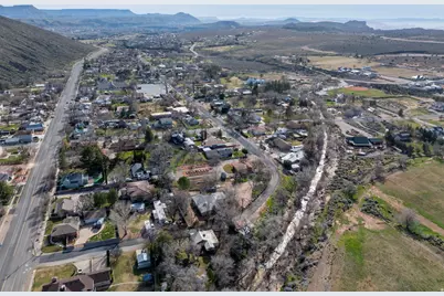 270 N Ash Creek Dr, Toquerville, UT 84774 - Photo 9