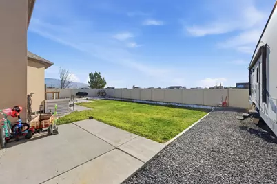 1108 E Searle Ln, Eagle Mountain, UT 84005 - Photo 35
