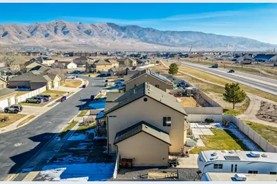 1108 E Searle Ln, Eagle Mountain, UT 84005 - Photo 39