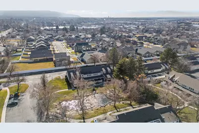 67 W Pheasantbrook Dr, Centerville, UT 84014 - Photo 27