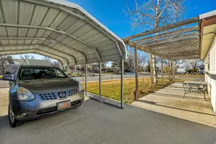 8411 S 1475 E, Sandy, UT 84093 - Photo 23