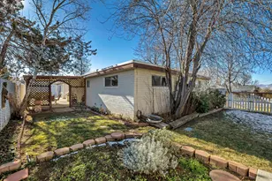 8411 S 1475 E, Sandy, UT 84093 - Photo 27
