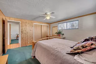 8411 S 1475 E, Sandy, UT 84093 - Photo 19