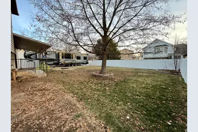 126 E 1150 N, Layton, UT 84041 - Photo 13