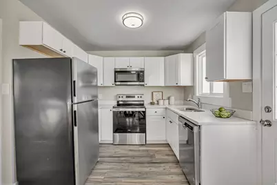 7060 S 3050 E, Salt Lake City, UT 84121 - Photo 11