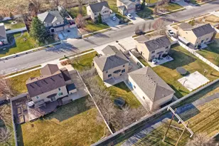 499 S Wellington Dr W, Kaysville, UT 84037 - Photo 35