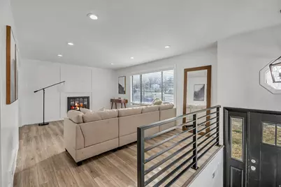 1119 E 10600 S, Sandy, UT 84094 - Photo 7