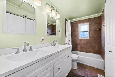 74 S Broadway St, Tooele, UT 84074 - Photo 11