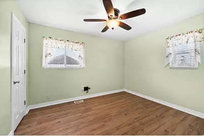 74 S Broadway St, Tooele, UT 84074 - Photo 15