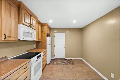 74 S Broadway St, Tooele, UT 84074 - Photo 9