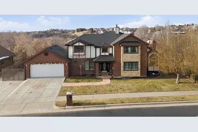 2597 N 2300 E, Layton, UT 84040 - Photo 3