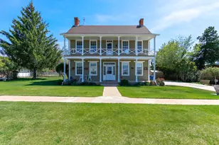155 W Center St, Fillmore, UT 84631 - Photo 1