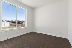 6750 W Judys Farm Ln S, West Valley, UT 84128 - Photo 17