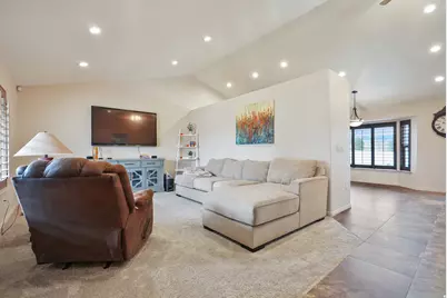 5030 Little Water Peak Dr, Riverton, UT 84065 - Photo 5