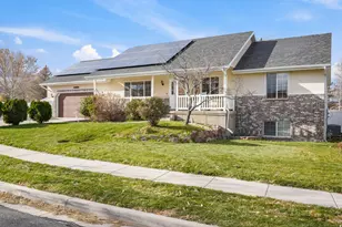 5030 Little Water Peak Dr, Riverton, UT 84065 - Photo 1