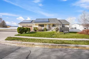 5030 Little Water Peak Dr, Riverton, UT 84065 - Photo 29