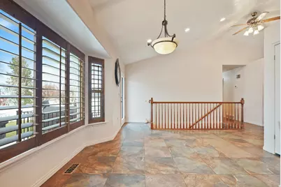 5030 Little Water Peak Dr, Riverton, UT 84065 - Photo 9